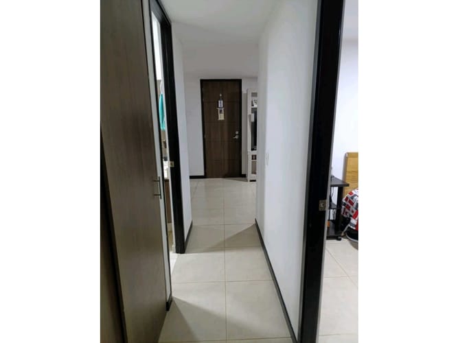 Apartamento de 3 alcobas en venta en Loma De San Jose, Sabaneta, 85 m² · foto 10 de 11