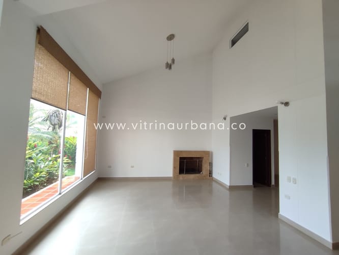 Casa de 4 alcobas en venta en Menzuly, Piedecuesta, 480 m² · foto 4 de 24