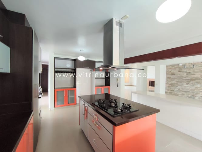 Casa de 4 alcobas en venta en Menzuly, Piedecuesta, 480 m² · foto 10 de 24