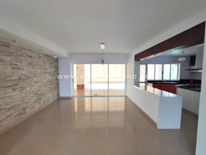Casa de 4 alcobas en venta en Menzuly, Piedecuesta, 480 m² · foto 11 de 24