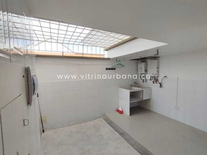 Casa de 4 alcobas en venta en Menzuly, Piedecuesta, 480 m² · foto 9 de 24