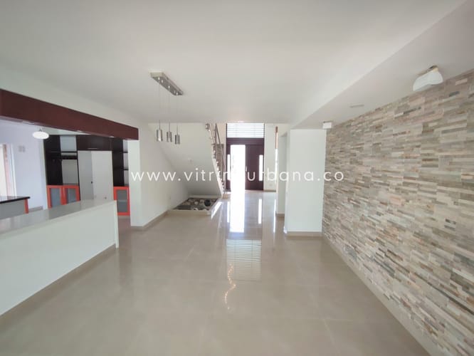 Casa de 4 alcobas en venta en Menzuly, Piedecuesta, 480 m² · foto 19 de 24