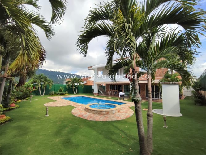 Casa de 4 alcobas en venta en Menzuly, Piedecuesta, 480 m² · foto 15 de 24