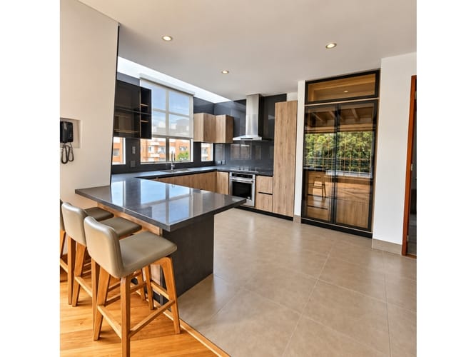 Apartamento en venta en Chicó Navarra, Bogotá · foto 4 de 17