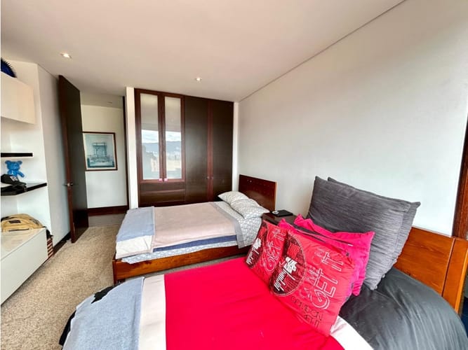 Apartamento de 3 alcobas en arriendo en Cerros De Niza, Bogotá, 192 m² · foto 16 de 24