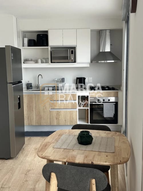 Alquiler Penthouse Con Amplia Terraza con o sin muebles En Cordón Montevideo · Foto 4