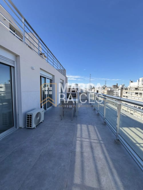 Alquiler Penthouse Con Amplia Terraza con o sin muebles En Cordón Montevideo · Foto 7
