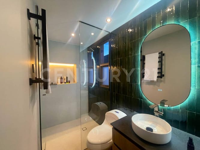 Apartamento de 3 alcobas en venta en El Poblado, Medellín, 135 m² · foto 18 de 22