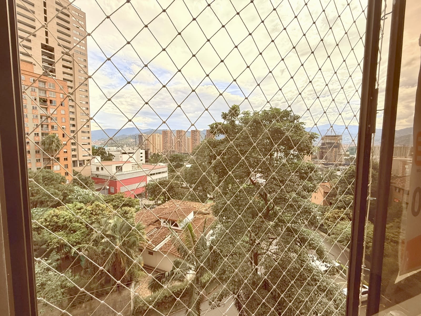 Apartamento en venta en El Poblado, Medellín · foto 14 de 16