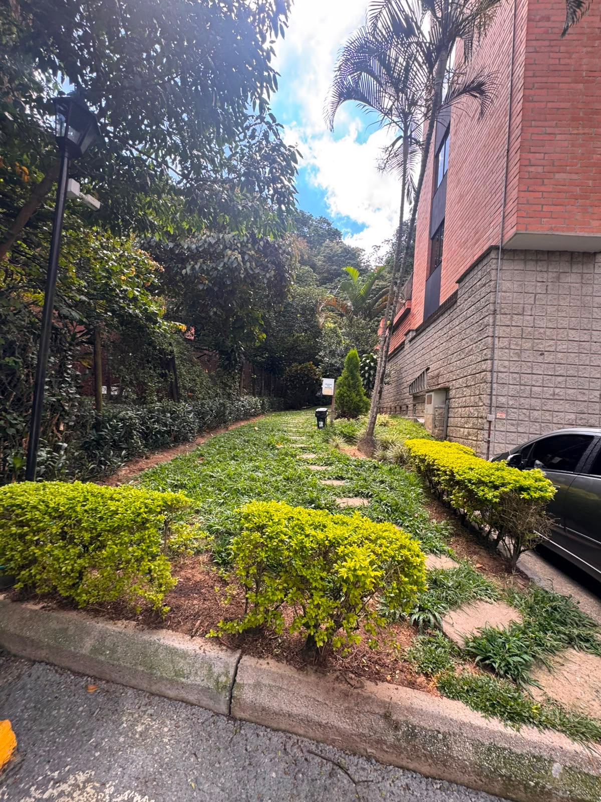 Apartamento en venta en El Poblado, Medellín · foto 16 de 16