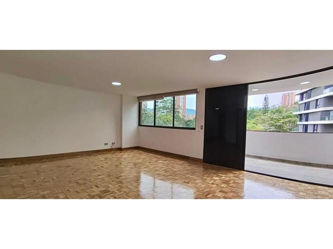 Apartamento en venta en Las Lomas No.1, Medellín · foto 7 de 21