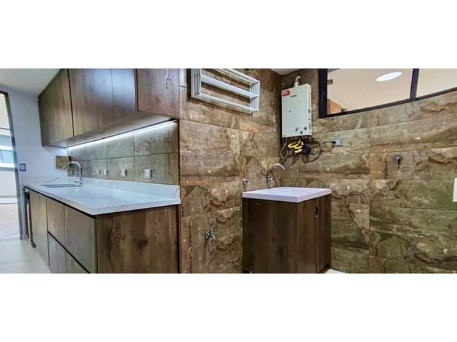 Apartamento en venta en Las Lomas No.1, Medellín · foto 9 de 21