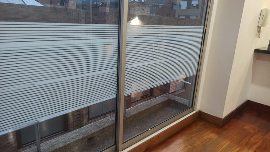 Apartamento de 2 alcobas en venta en Chicó Navarra, Bogotá, 83 m² · foto 3 de 21