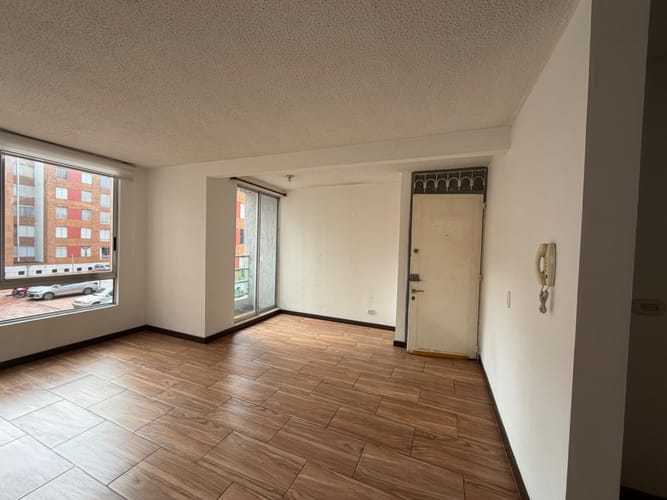 Apartamento de 3 alcobas en venta en Engativá, Bogotá, 66 m² · foto 12 de 16
