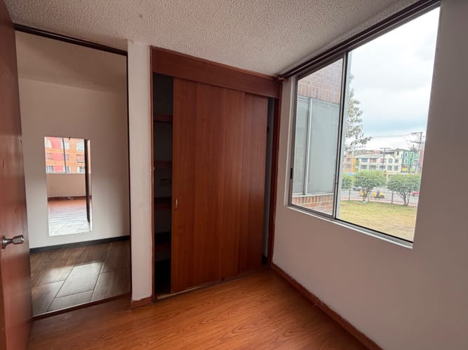 Apartamento de 3 alcobas en venta en Engativá, Bogotá, 66 m² · foto 9 de 16