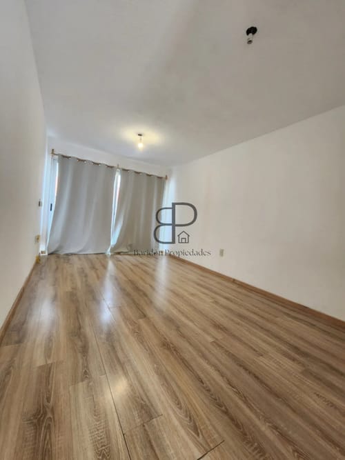 Alquiler Apartamento Monoambiente Grande Pocitos con Patio · Foto 4
