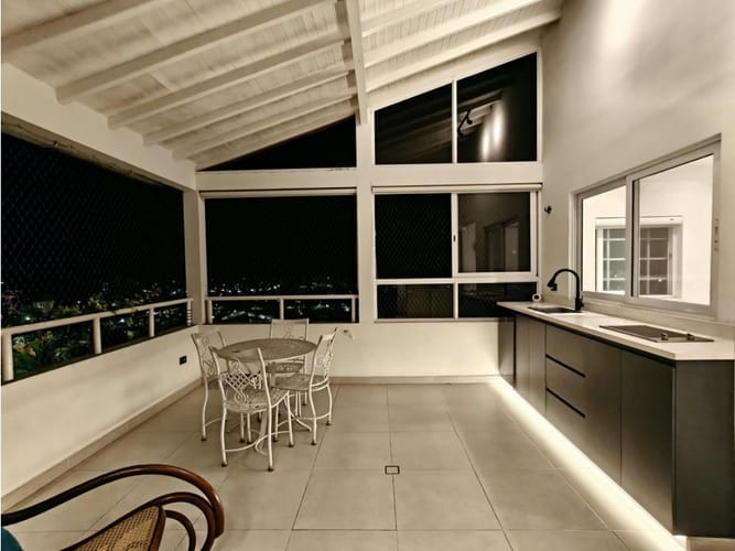Casa de 5 alcobas en venta en Lagos Del Cacique, Bucaramanga, 113 m² · foto 12 de 22