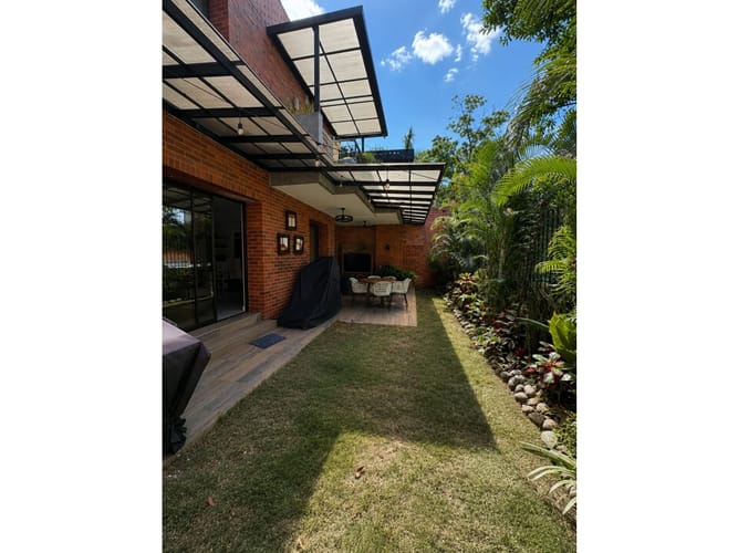 Casa de 4 alcobas en venta en Ciudad Jardin, Cali, 380 m² · foto 11 de 19