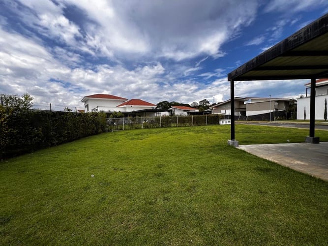 Casa de 3 alcobas en venta en Juan De Ampudia, Jamundí, 183 m² · foto 2 de 16