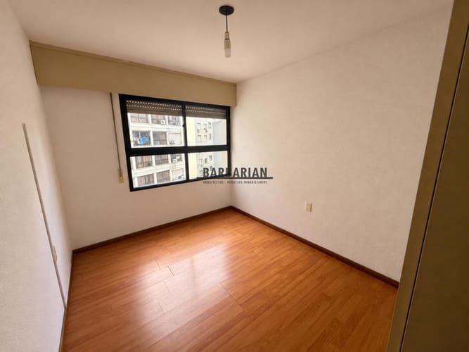 ALQUILER APTO 1 DORM EN TRES CRUCES! · Photo 4