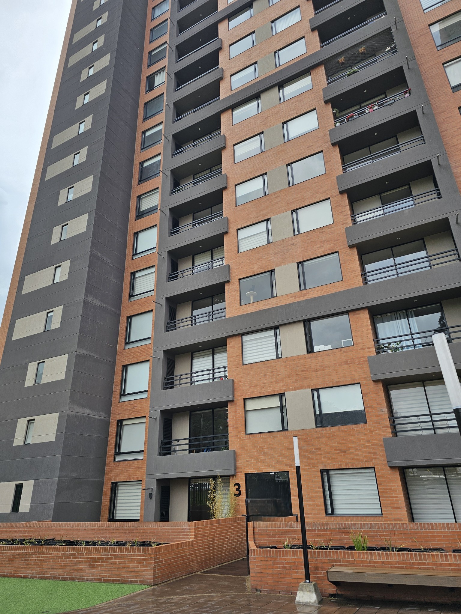 Apartamento en venta en El Redil, Bogotá · foto 3 de 14