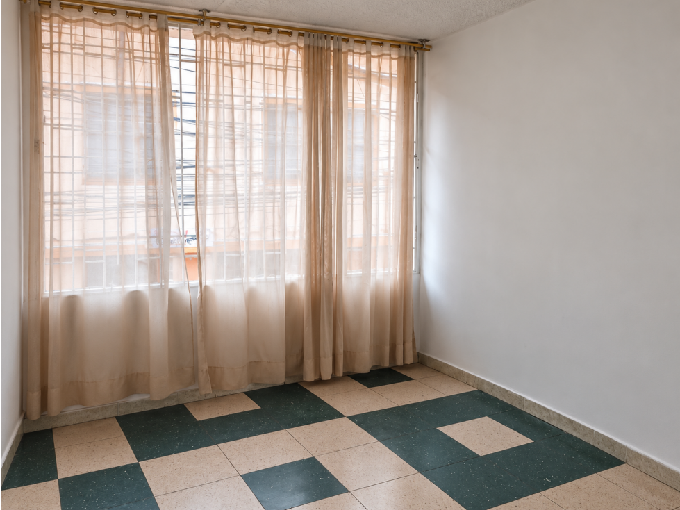 Casa en venta en Tibabuyes, Bogotá · foto 3 de 7