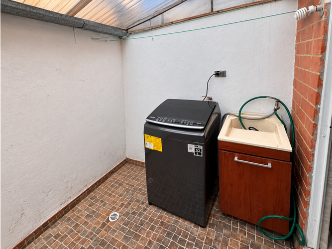 Casa de 3 alcobas en venta en Conjunto Residencial La Finca Manzana 2, Madrid, 59 m² · foto 5 de 16