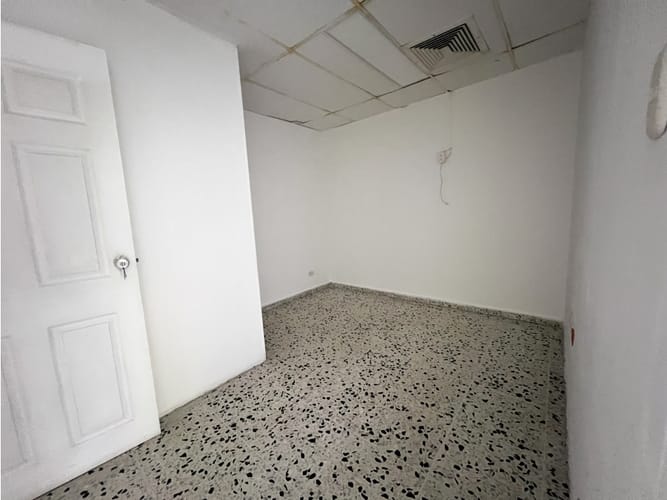 Oficina en arriendo en El Prado, Barranquilla, 69 m² · foto 3 de 8