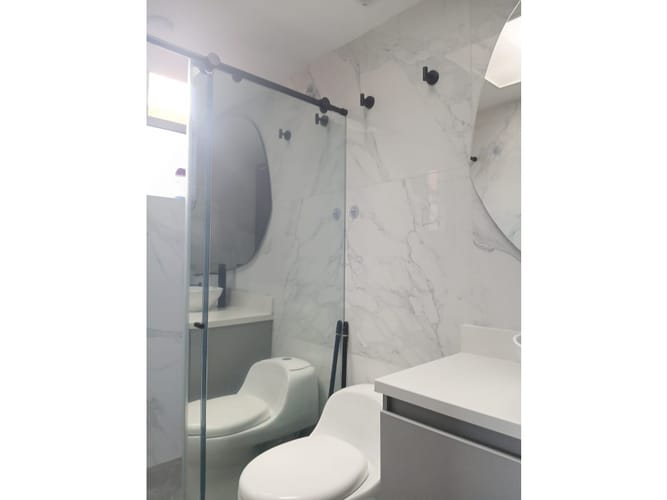 Casa en venta en Quinta Paredes, Bogotá · foto 10 de 24