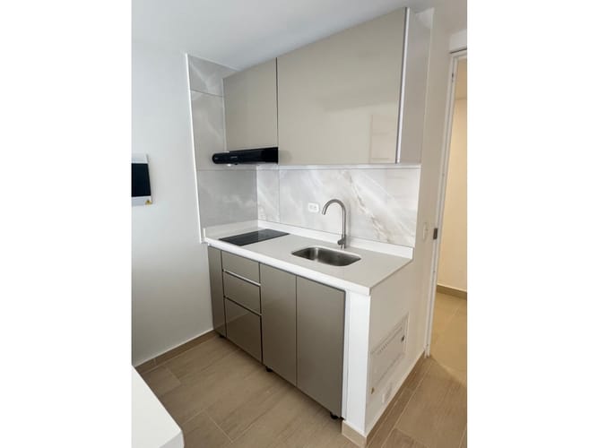 Apartaestudio en venta en Zona Franca, Bogotá, 30 m² · foto 3 de 8