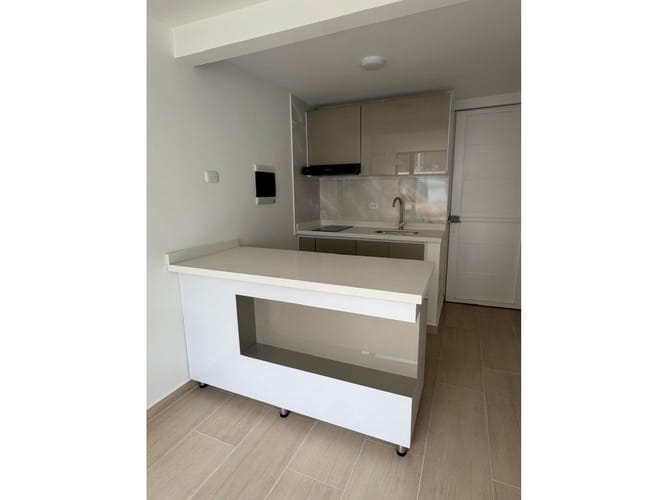 Apartaestudio en venta en Zona Franca, Bogotá, 30 m² · foto 4 de 8