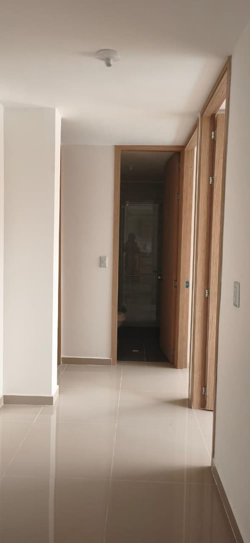 Apartamento de 3 alcobas en venta en El Poblado, Girón, 56 m² · foto 7 de 9