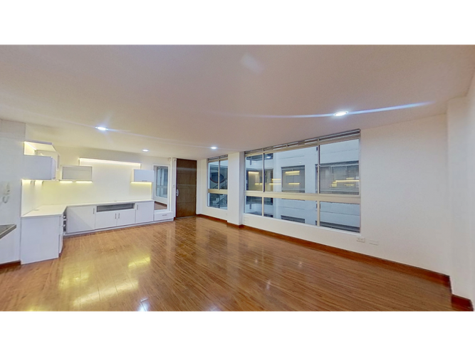 Apartamento de 2 alcobas en venta en Santa Barbara, Bogotá, 83 m² · foto 2 de 19