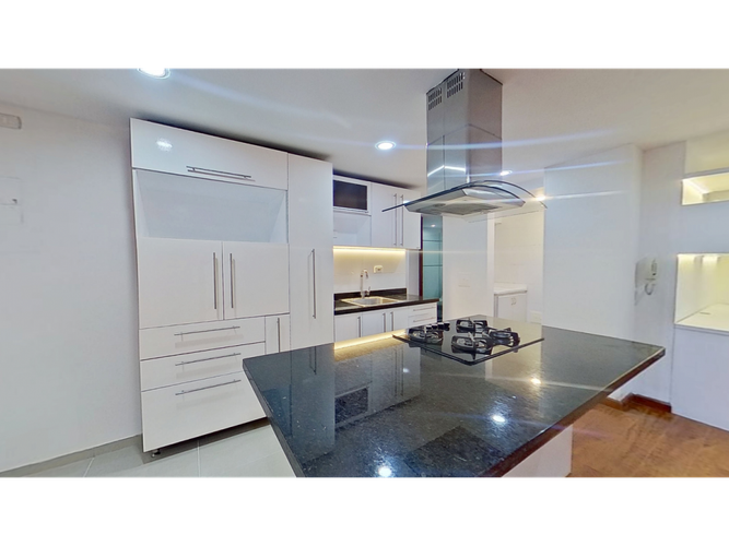 Apartamento de 2 alcobas en venta en Santa Barbara, Bogotá, 83 m² · foto 4 de 19
