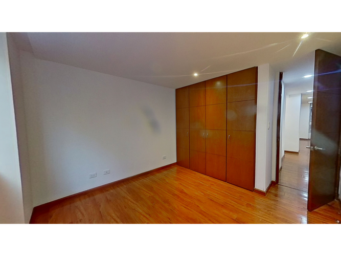 Apartamento de 2 alcobas en venta en Santa Barbara, Bogotá, 83 m² · foto 12 de 19