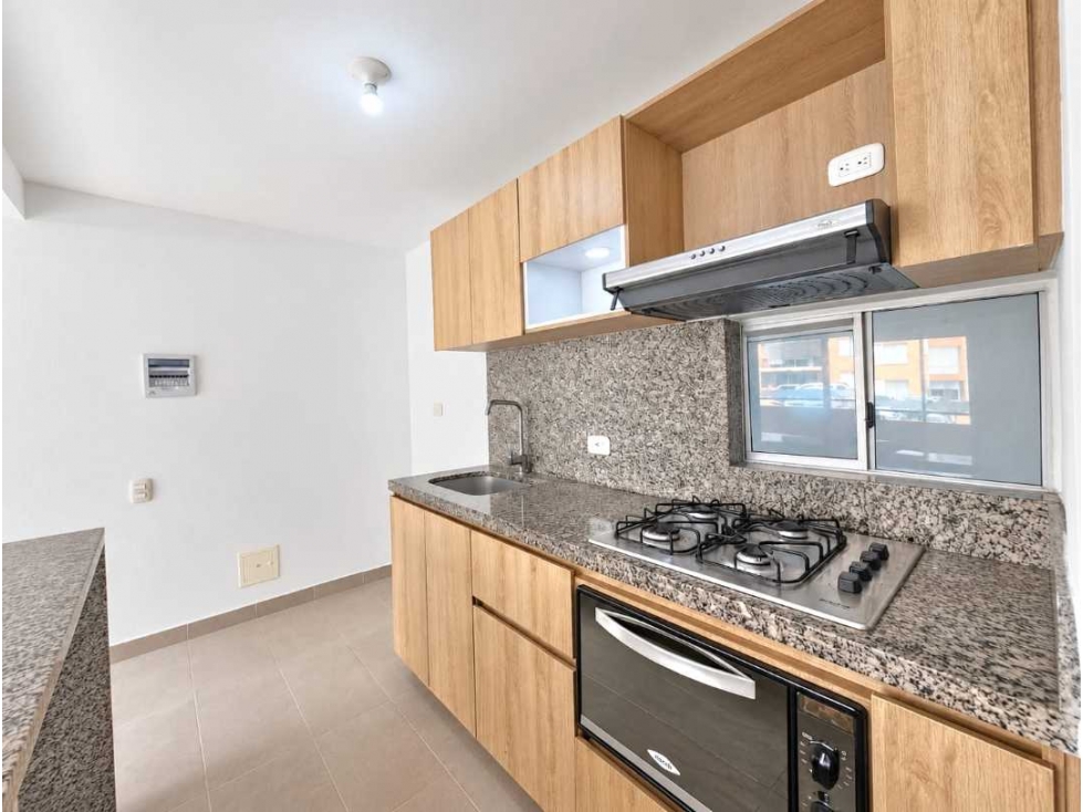 Apartamento en venta en Gran Granada, Bogotá · foto 7 de 24