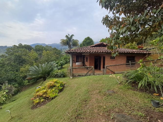 Finca en venta en El Noral, Copacabana, 6400 m² · foto 9 de 16