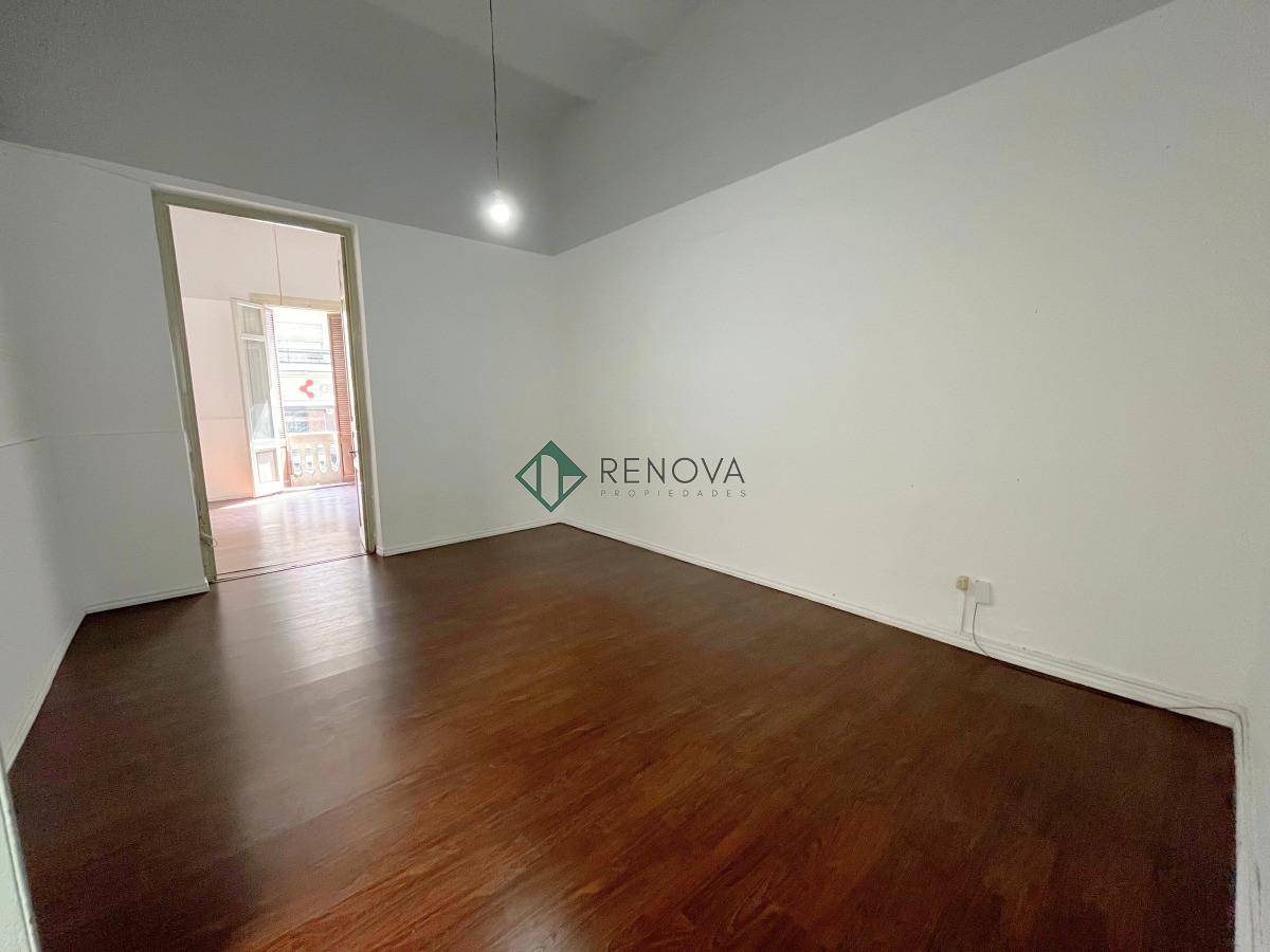 Alquiler Apartamento 2 Dormitorios Centro Montevideo R · Foto 2
