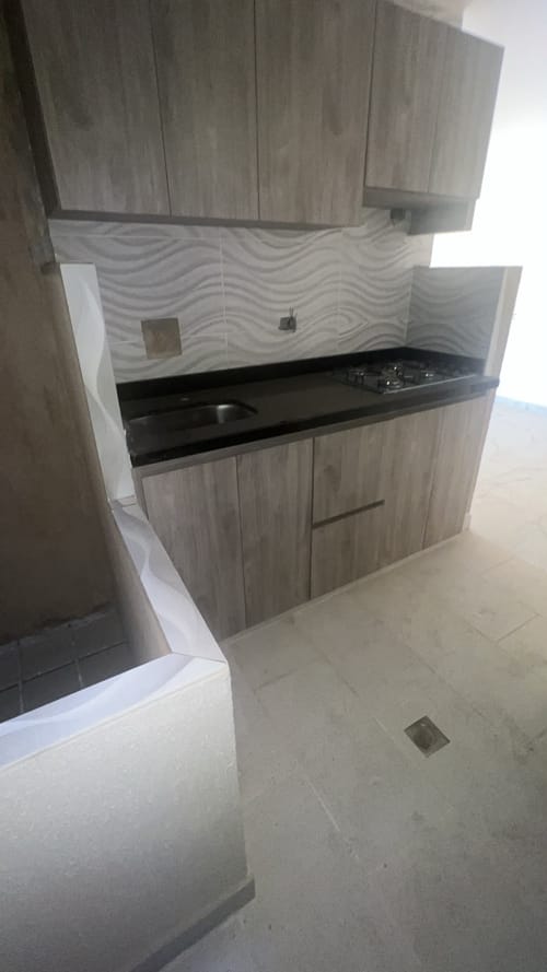 Apartamento de 3 alcobas en venta en Rio Prado, Girón, 62 m² · foto 2 de 16