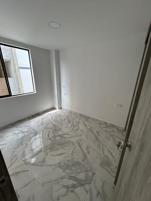 Apartamento de 3 alcobas en venta en Santa Cruz, Girón, 57 m² · foto 13 de 16