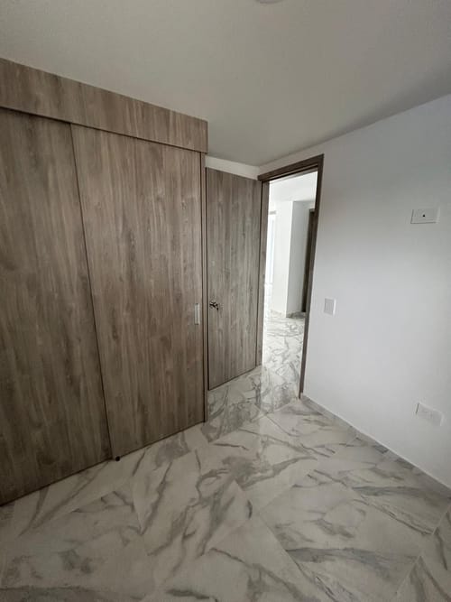 Apartamento de 3 alcobas en venta en Santa Cruz, Girón, 57 m² · foto 8 de 16