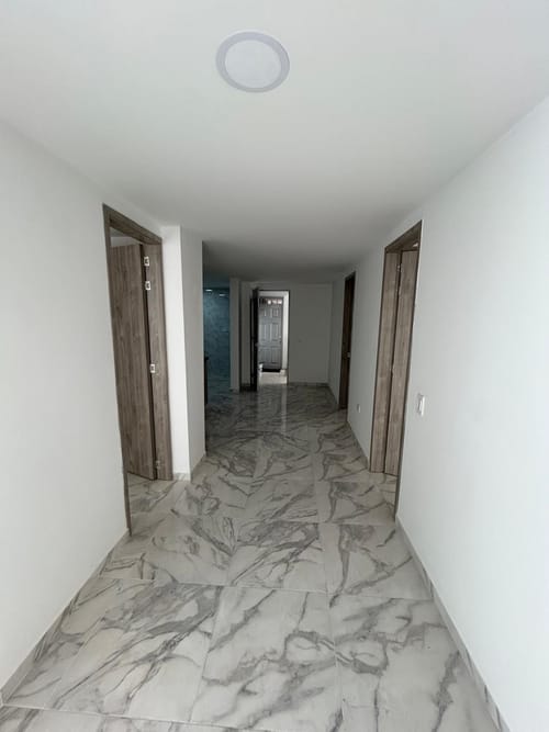 Apartamento de 3 alcobas en venta en Santa Cruz, Girón, 57 m² · foto 3 de 16