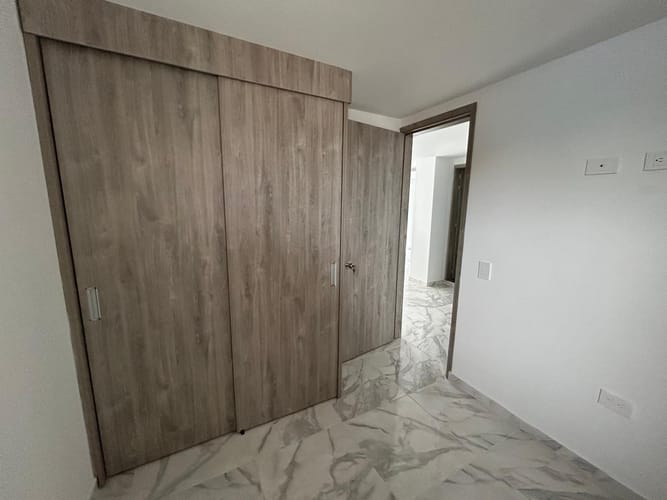 Apartamento de 3 alcobas en venta en Santa Cruz, Girón, 57 m² · foto 9 de 16