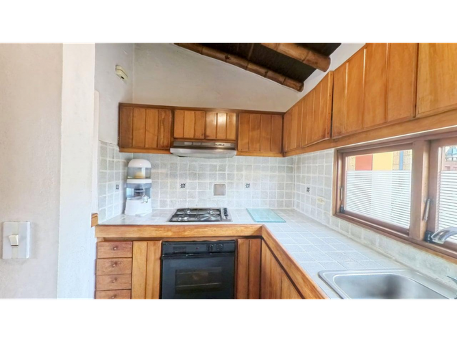 Casa de 3 alcobas en venta en Cr Los Nogales, Chía, 194 m² · foto 9 de 24