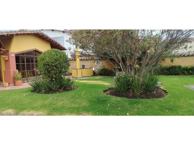Casa de 3 alcobas en venta en Cr Los Nogales, Chía, 194 m² · foto 22 de 24
