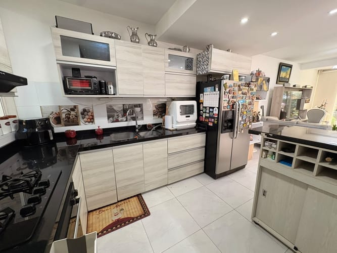 Casa de 3 alcobas en venta en El Castillo, Jamundí, 180 m² · foto 3 de 19
