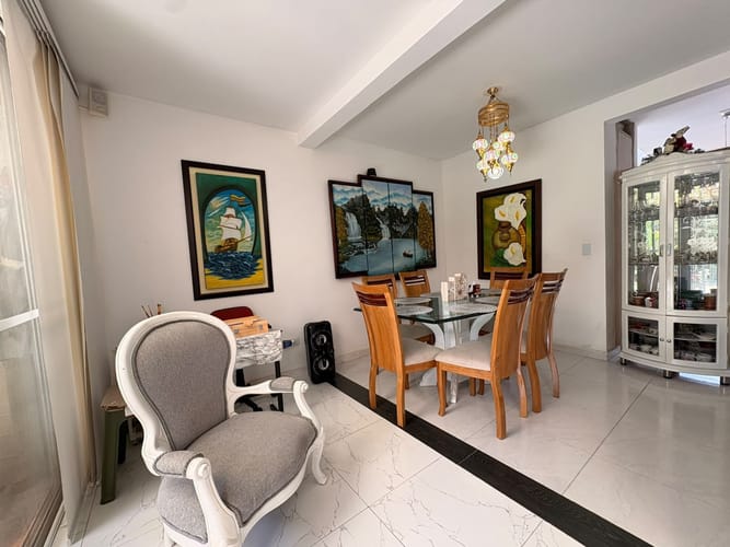Casa de 3 alcobas en venta en El Castillo, Jamundí, 180 m² · foto 13 de 19