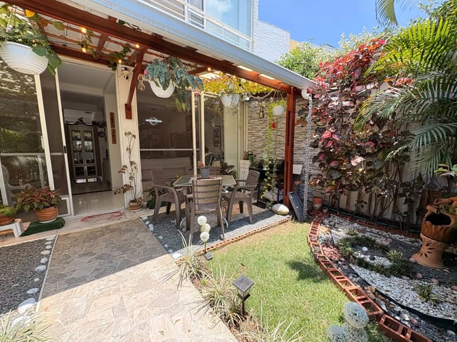 Casa de 3 alcobas en venta en El Castillo, Jamundí, 180 m² · foto 19 de 19