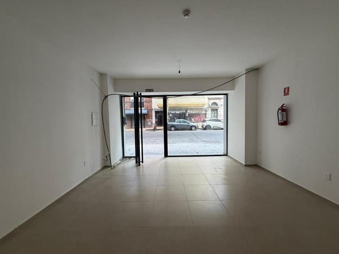 VENTA O ALQUILER LOCAL COMERCIAL · Foto 4