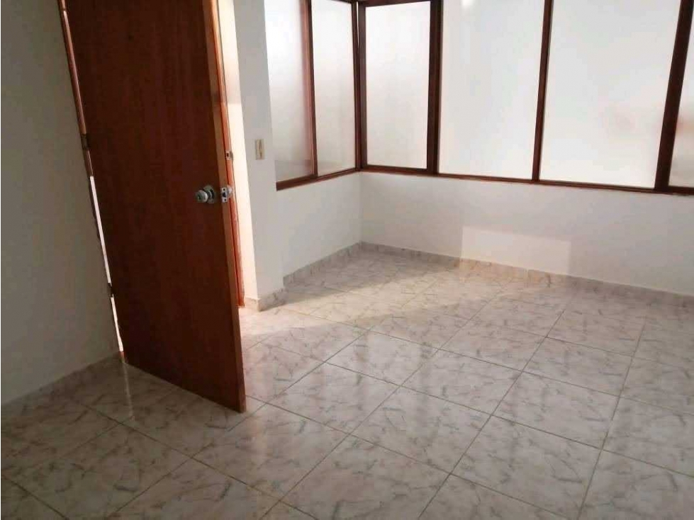 Casa en venta en El Portal De Las Americas, Bogotá · foto 2 de 24